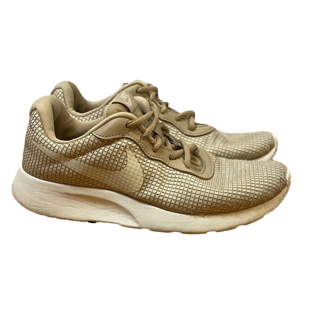 Nike Tanjun Racer Womens Shoes Mushroom Size 7